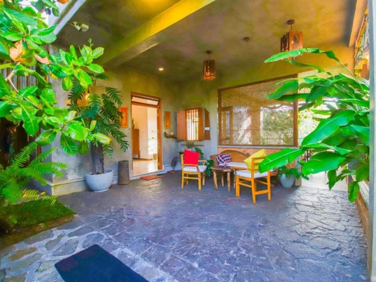 Cinnamon mountain walk