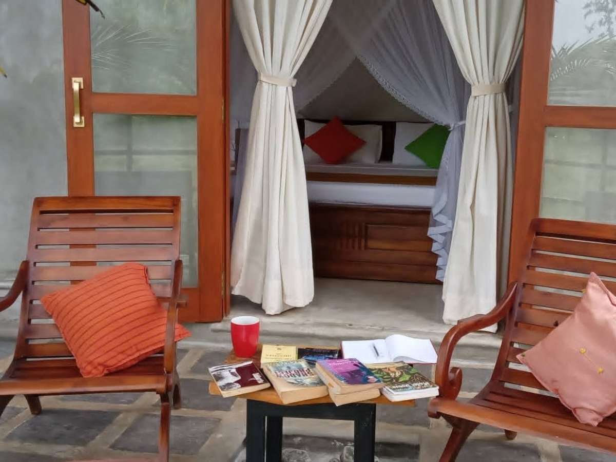 Cinnamon Chalet interior